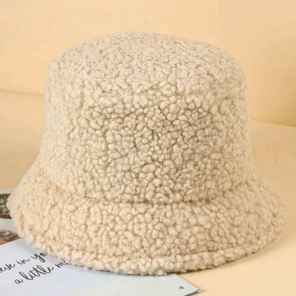 Accessories - Solid Bucket Hat